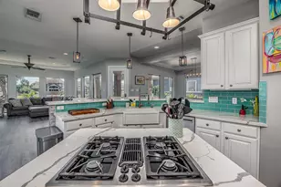 2938 N Island Dr, Seabrook, TX 77586 - Photo 35