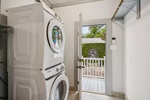 801 Walton St, Houston, TX 77009 - Photo 21