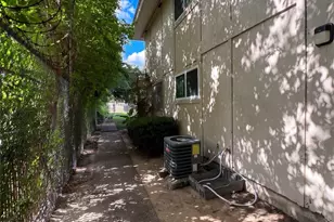 5638 Birchmont Dr, Houston, TX 77091 - Photo 25