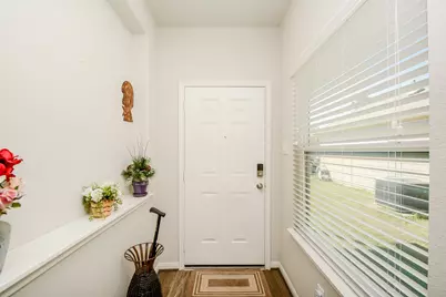 805 Willow Avenue, Cleveland, TX 77327 - Photo 5