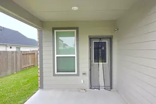 3230 Tilley Dr, Rosenberg, TX 77471 - Photo 3