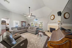 16507 E Canterra Cir, Houston, TX 77095 - Photo 13