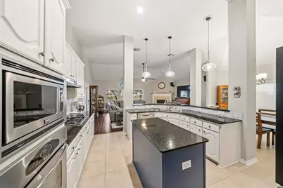 16507 E Canterra Circle, Houston, TX 77095 - Photo 13