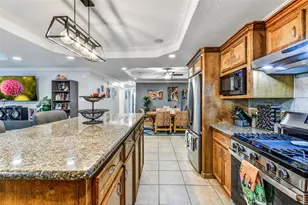 1608 Dabney Dr, Pasadena, TX 77502 - Photo 11