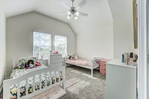 219 Bentwater Ln, Clute, TX 77531 - Photo 41