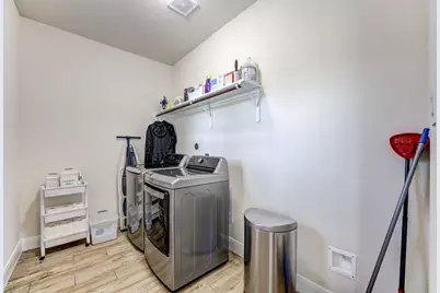 219 Bentwater Lane, Clute, TX 77531 - Photo 43