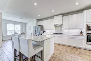 219 Bentwater Ln, Clute, TX 77531 - Photo 15