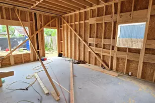 7982 Ritz St, Houston, TX 77028 - Photo 5