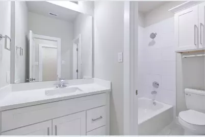 9101 Noel Street #B, Houston, TX 77033 - Photo 15