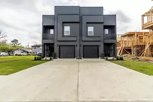 9101 Noel St, Houston, TX 77033 - Photo 1