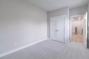 9101 Noel St, Houston, TX 77033 - Photo 17