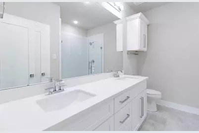 9101 Noel Street #B, Houston, TX 77033 - Photo 11
