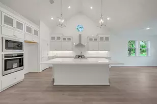 13729 Pamela Belle Path, Conroe, TX 77306 - Photo 9