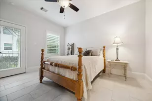 1230 W 25th St, Houston, TX 77008 - Photo 21