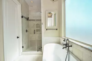 1126 W 16th St, Houston, TX 77008 - Photo 11