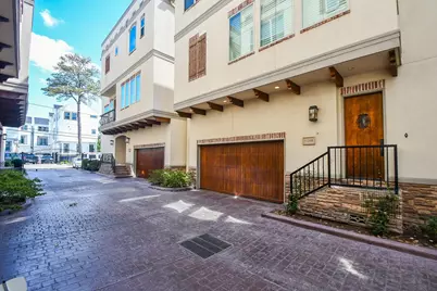 1126 W 16th Street #B, Houston, TX 77008 - Photo 3
