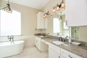 1126 W 16th St, Houston, TX 77008 - Photo 13
