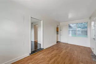 6114 Doulton Dr, Houston, TX 77033 - Photo 5