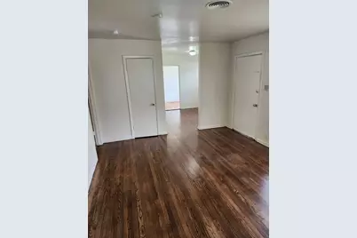 6114 Doulton Drive, Houston, TX 77033 - Photo 3