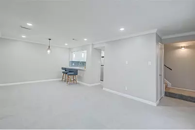 925 Wax Myrtle Lane, Houston, TX 77079 - Photo 5