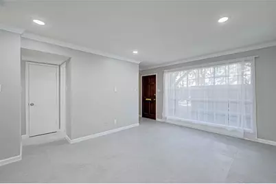 925 Wax Myrtle Lane, Houston, TX 77079 - Photo 7