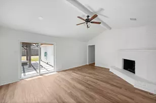 6107 Golden Forest Dr, Houston, TX 77092 - Photo 5