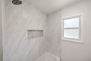 6107 Golden Forest Dr, Houston, TX 77092 - Photo 25