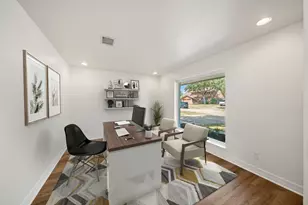 6107 Golden Forest Dr, Houston, TX 77092 - Photo 13