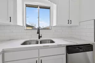 12323 Meadow Berry Dr, Meadows Place, TX 77477 - Photo 15