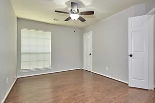 6734 Wildacre Dr, Sugar Land, TX 77479 - Photo 37