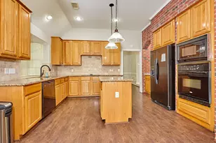 6734 Wildacre Dr, Sugar Land, TX 77479 - Photo 23