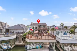 3908 Bridge Harbor Dr, Galveston, TX 77554 - Photo 1