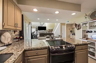 3908 Bridge Harbor Dr, Galveston, TX 77554 - Photo 11