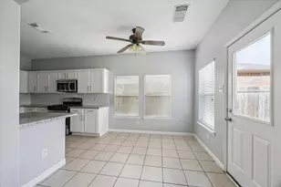 18239 Eton Ridge Ct, Richmond, TX 77407 - Photo 5