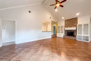 12910 Ashford Chase Dr, Houston, TX 77082 - Photo 5