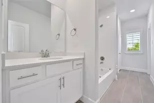 819 W 20th St, Houston, TX 77008 - Photo 23
