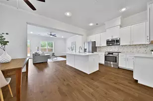 819 W 20th St, Houston, TX 77008 - Photo 11