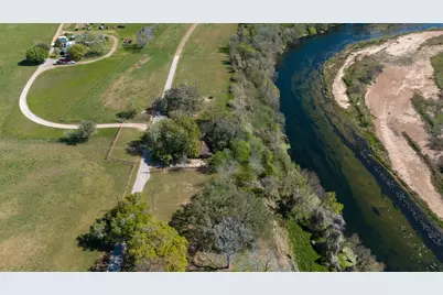 160 Burford Street, Columbus, TX 78934 - Photo 11