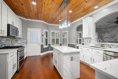 22911 Kimberwicke Court, Spring, TX 77373 - Photo 13