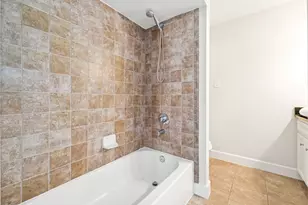 548 Westcross St, Houston, TX 77018 - Photo 25