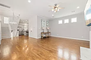 548 Westcross St, Houston, TX 77018 - Photo 5