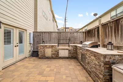 548 Westcross Street, Houston, TX 77018 - Photo 27