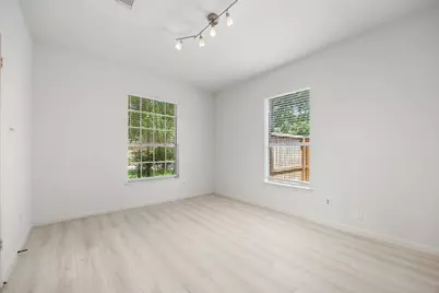 211 Aberdeen Street, Stafford, TX 77477 - Photo 7