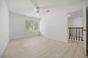 211 Aberdeen St, Stafford, TX 77477 - Photo 21