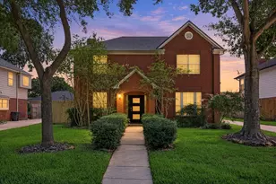 211 Aberdeen St, Stafford, TX 77477 - Photo 1