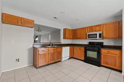 2819 Sugar Wood Drive, League City, TX 77573 - Photo 11