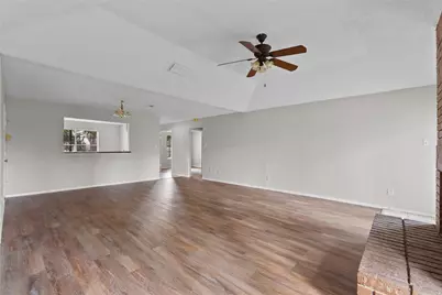 2819 Sugar Wood Drive, League City, TX 77573 - Photo 7