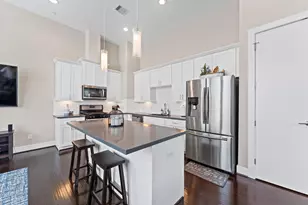 2422 Cochran St, Houston, TX 77009 - Photo 11