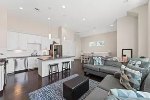 2422 Cochran St, Houston, TX 77009 - Photo 3