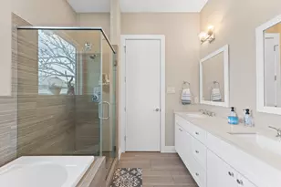 2422 Cochran St, Houston, TX 77009 - Photo 3